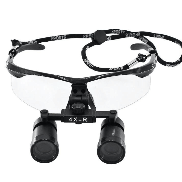 Lupa Macro Vision con Lentes de 4x usado por odontólogo en clínica